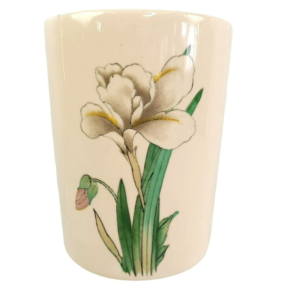 Vintage Cylinder Vase White Ivory Iris Flower Floral Marked Sundance 1978 USA